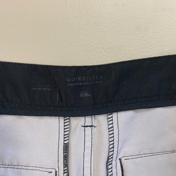 Quiksilver Amphibian Shorts Mens 28x9 Gray Flat Front Hybrid Hiking Swim - Picture 11 of 12